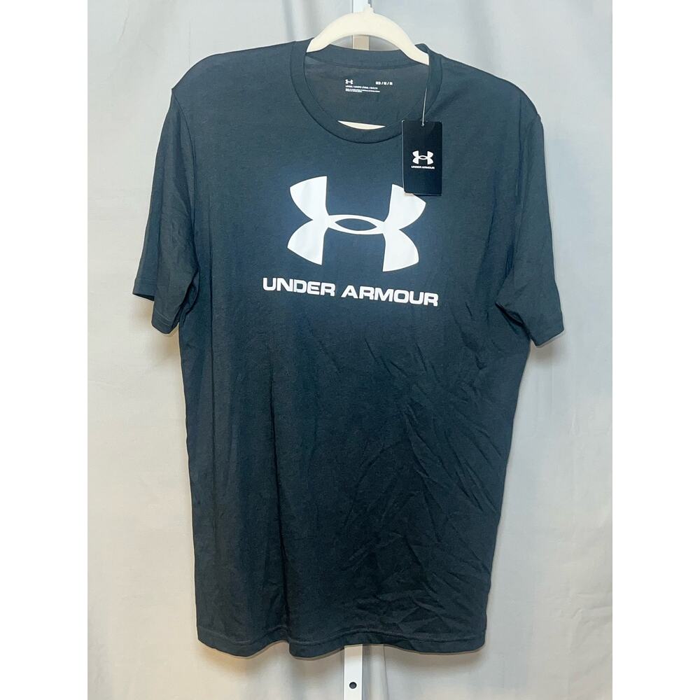 Under Armour T-shirt  size M